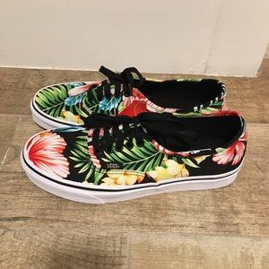 VANS Authentic Canvas Skate Shoes NEW Hawaii